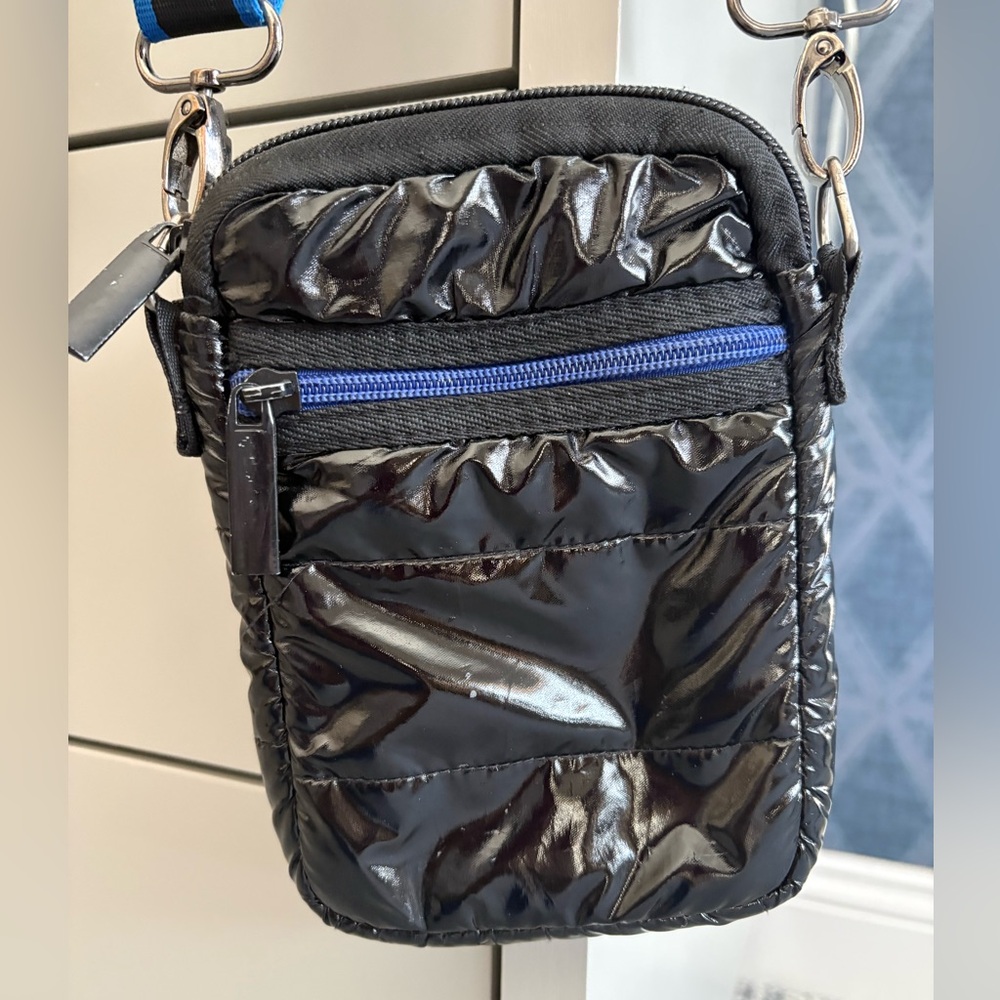 HAUTE SHORE Quilted Puffer Mjni Crossbody Bag. Blue/ Black Phone Bag / Travel